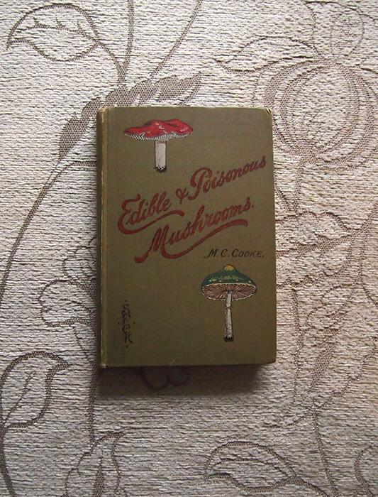 キノコの本 Edible&Poisonous Mushrooms