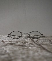 古い眼鏡 1