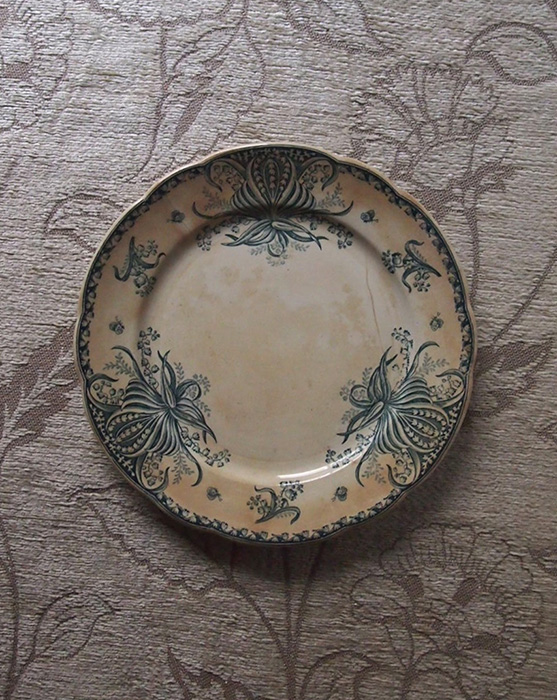 スズラン柄の皿 | アンティーク・フランス雑貨店_antiqueSalon