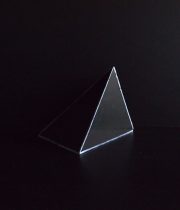 結晶模型　三角錐